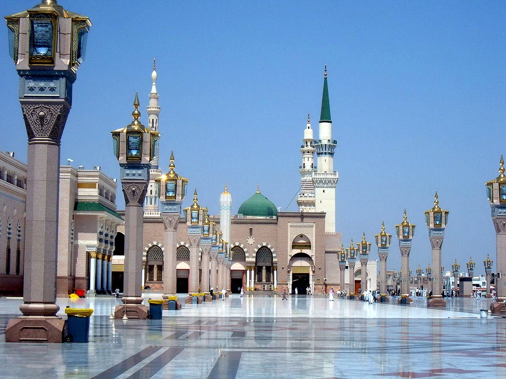 The most important religious and historical monuments in Medina